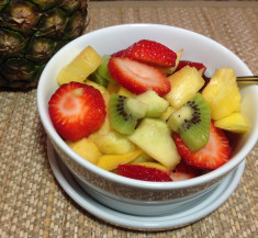 Tropical Spiced Dessert Salad