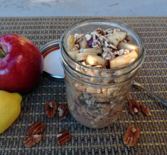 Apple Pie Overnight Oats