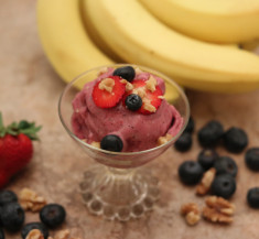 Mixed Berry Banana Ice Cream