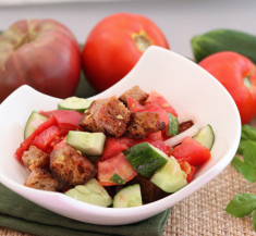 Summer Tomato Panzanella