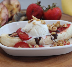 Grilled Banana Split
