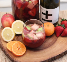 Sunshine Sparkler Sangria
